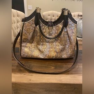 Beautiful Brahmin Handbag with adjustable and removable shoulder strap